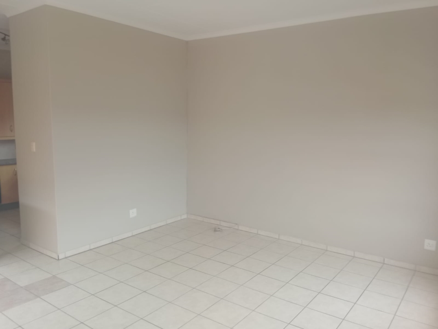 To Let 3 Bedroom Property for Rent in Amalinda Eastern Cape